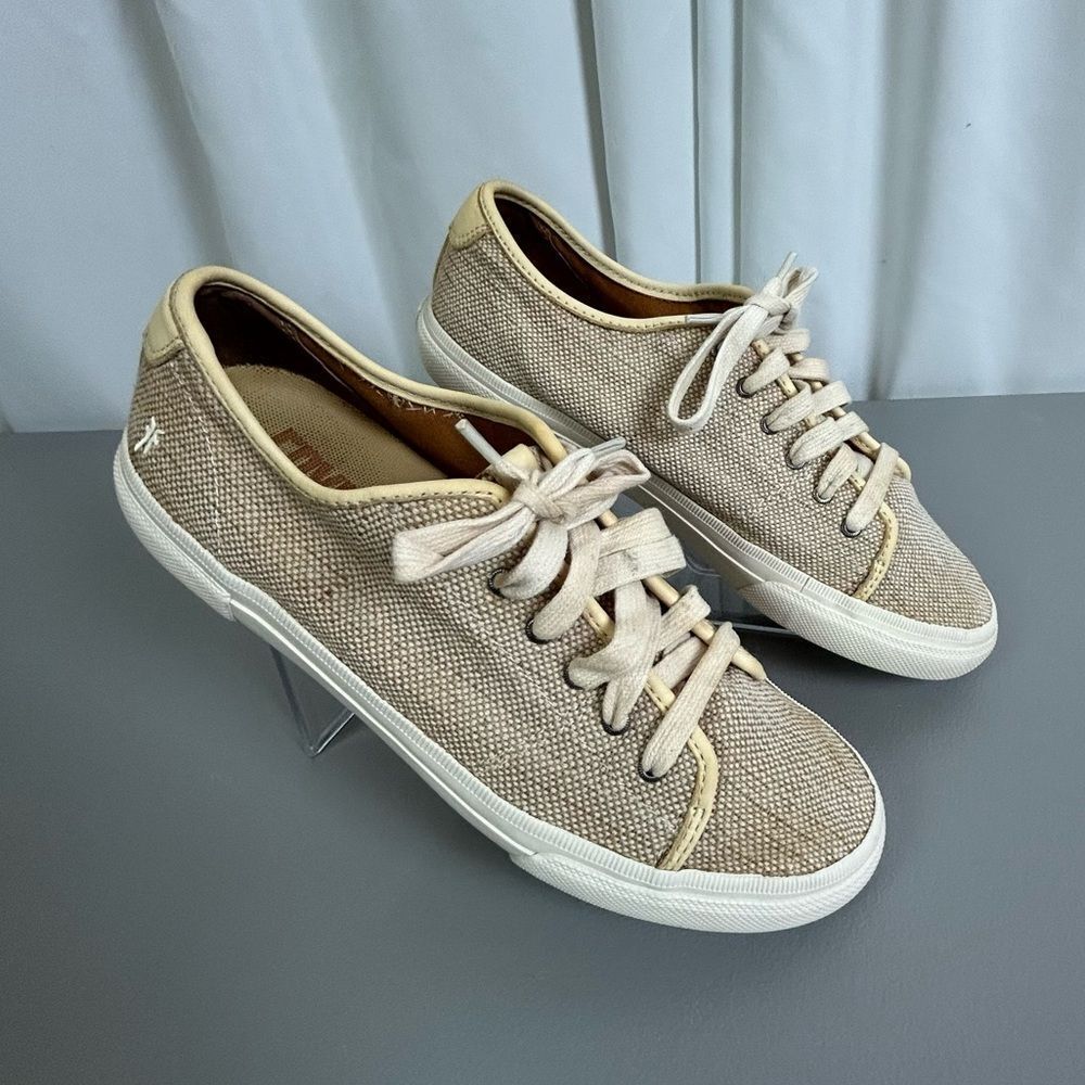 Frye women’s tan distressed canvas Sneakers size 9M